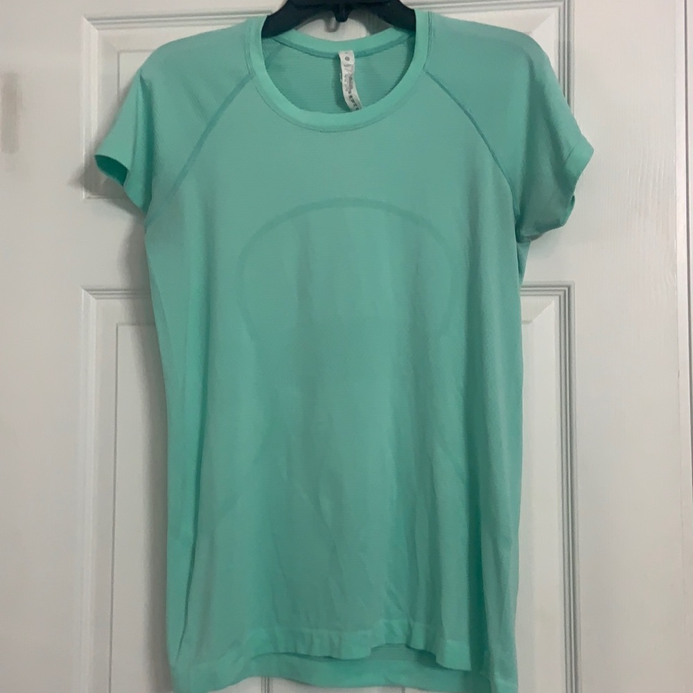 Lululemon shirt